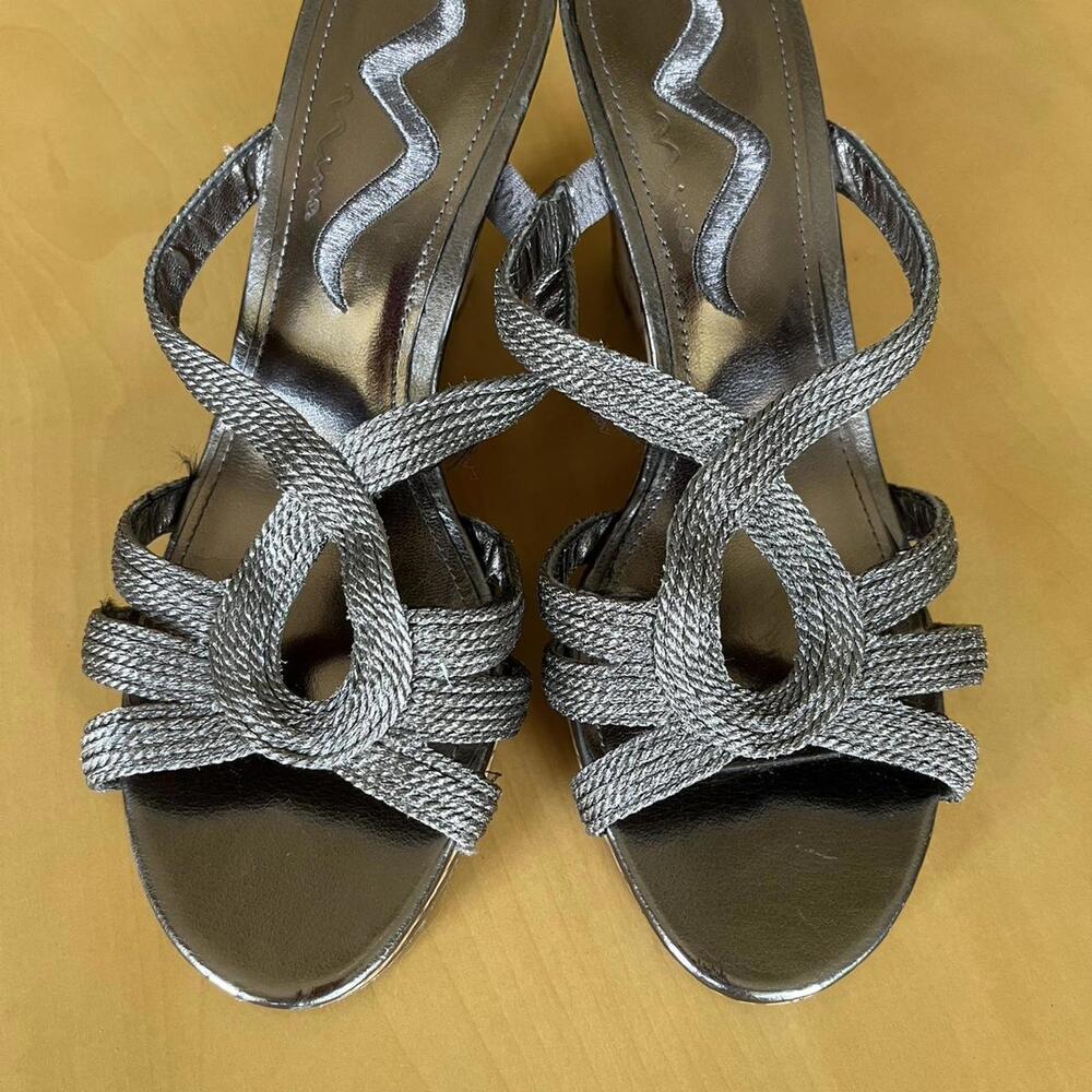 Nina Women's Silver and Grey Sandal